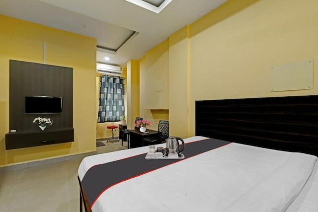 Hotel H K Residency Near Kalakshetra Guwahati Zewnętrze zdjęcie