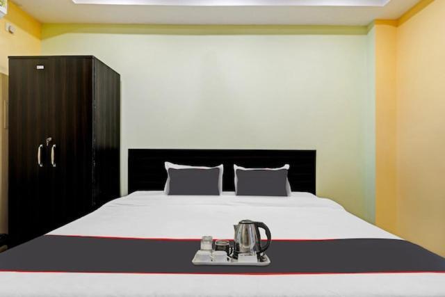 Hotel H K Residency Near Kalakshetra Guwahati Zewnętrze zdjęcie