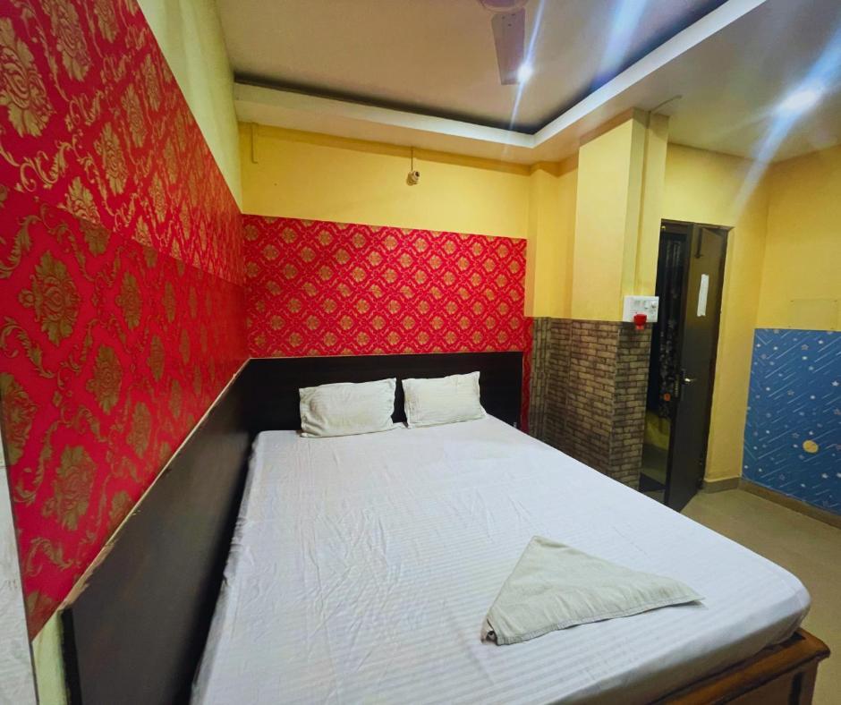 Hotel H K Residency Near Kalakshetra Guwahati Zewnętrze zdjęcie