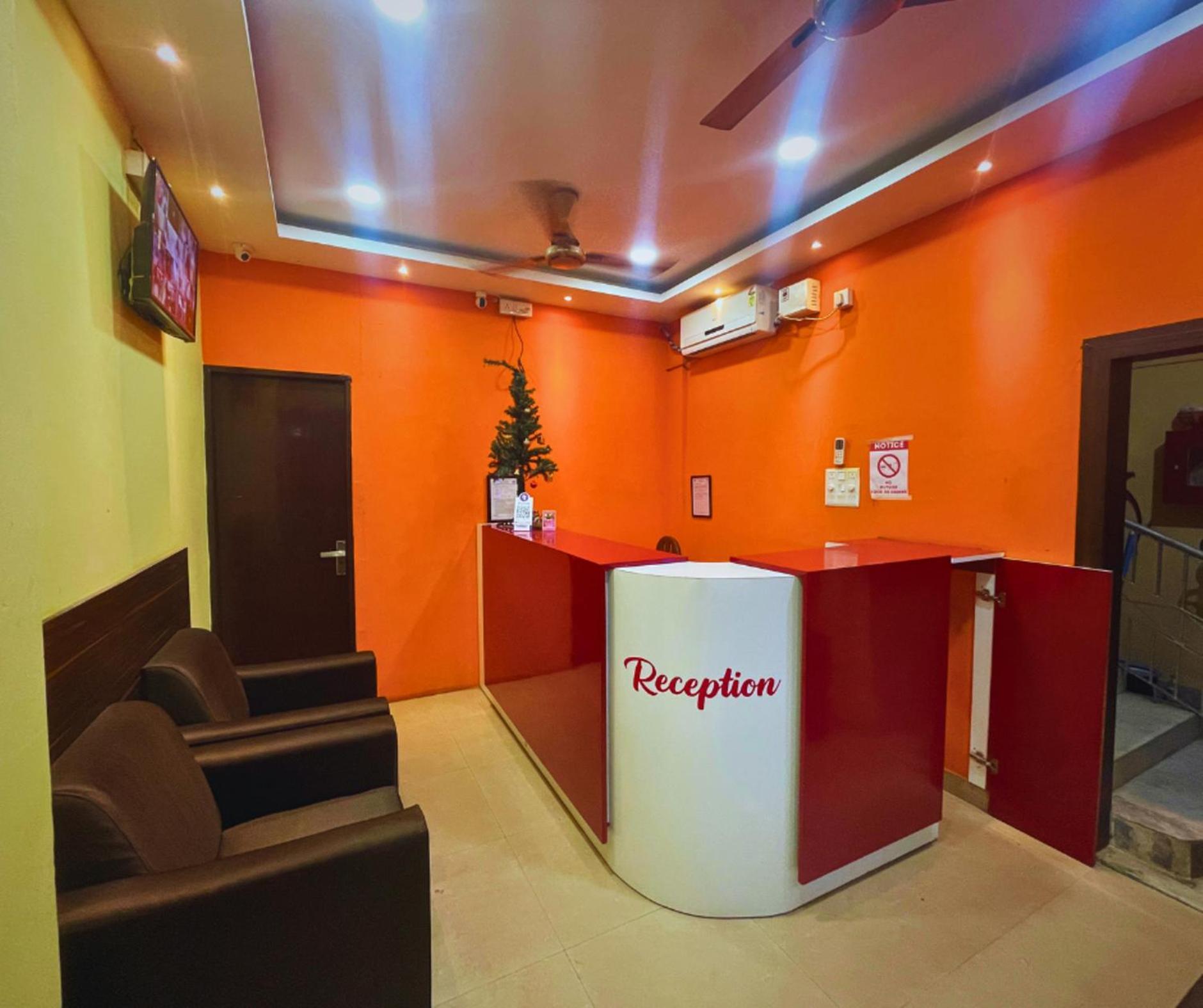 Hotel H K Residency Near Kalakshetra Guwahati Zewnętrze zdjęcie